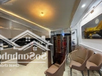 View Công Viên 98M2, Thang Máy Hoàn Thiện Siêu Đẹp. Nội Thất Cực Đẹp, Chi Tiết
