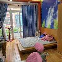 **Bán nhà ngay Cách Mạng Tháng 8** phường 5, Tân Bình; (4*14) - nở hậu