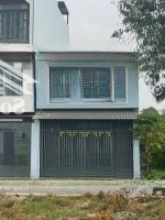 Chính Chủ Gửi Bán Căn Nhà 80Mv Full Thổ Cư, Gần Chợ Bình Chánh, Giá Bán 3Ty2 Tl. Liên Hệ: 0909805425
