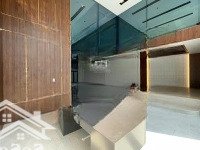 Tòa Nhà Văn Phòng Khu Hành Chính Tp Thủ Đức (Q2). Dt: 7X22M, Hầm 7 Tầng Full Option Giá 115 Triệu/Tháng