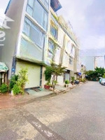 Bán Nhà Giang Biên 40M2 4Tầng View Vườn Hoa Công Viên Ô Tô Tránh Dừng Đỗ Ngày Đêm Giá Bán 9,4 Tỷ Sổ Đẹp