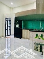 Bán Nhà 2T, Trung Tâm Gần Ngã 4 Thủ Đức, 83M2 Full Nội Thất Giá Nhỉnh 4,X Tỷ Tl
