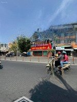 Vị Trí Góc Hai Mặt Tiền Duy Nhất Còn Sót Lại Ở Đường Nguyễn Thái Sơn! Ngang 10M