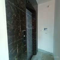 6 Tầng, Thang Máy, 2 Thoáng - Full Nội Thất Sang Xịn Mịn - Ô Tô Đỗ Cổng - 30M Ra Ô Tô Tránh