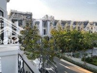 Biệt Thự Cao Cấp Thạnh Mỹ Lợi, Quận 2,Diện Tích15X18M, Hầm Trệt 3 Lầu, Sổ Hồng Riêng