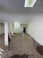Hàng Ngon! Mặt Bằng 8M - 1 Trệt 2 Lầu - 5 Phòng Ngủ- Đường Đồng Khởi - Trung Tâm Biên Hòa Giá Chỉ 20 Triệu/Th