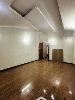 Chính Chủ Cho Thuê Cửa Hàng Mặt Phố Quan Thánh ( Gần Vườn Hoa Hàng Đậu) 33M,Mặt Tiền3.8M, 30 Triêu/T
