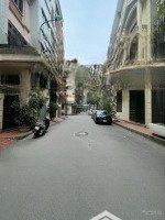 Bán Nhà Ngõ 5 Láng Hạ 62M2 5Tmặt Tiền4.6M - 16.2 Tỷ Gara Ô Tô Tránh Kinh Doanh. Liên Hệ: 0977728996
