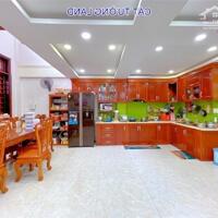 Bán nhà 6x15m, 5 Tầng Thang Máy. Mặt tiền Đường Số 1, Phường 16. Giá 13.5 tỷ