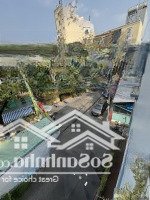 Bán Nhà Ngay Hàng Xanh 4Tầng (5.3 X 14) 4P Ngủ Đường Điện Biên Phủ, 5P Qua Q1