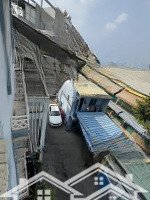Bán Nhà Ngay Hàng Xanh 4Tầng (5.3 X 14) 4P Ngủ Đường Điện Biên Phủ, 5P Qua Q1
