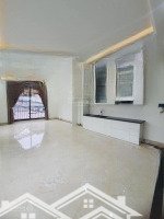 Nhà Đẹp, Lô Góc 2 Thoáng, Kinh Doanh, Gara Ô Tô, Thang Máy, Vị Trí Đắc Địa - Phan Đình Giót-La Khê