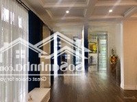 Bán Bt Vinhomes 270M2 Hoàn Thiện Đẹp, Đường Rộng Thông Thoáng, Mặt Công Viên, Sông Rộng, Giá Bán 65 Tỷ