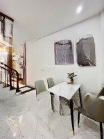 Nhà Đẹp Vị Trí Đắc Địa, Vũ Tông Phan Diện Tích 28/30M Đua Ra, 3 Tầng, Mặt Tiền 3.5M, 3.3 Tỷ