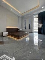 Sốc! Bán Gấp Nhà Đ. Huỳnh Văn Nghệ P15 Tân Bình Giá Bán 2 Tỷ 600 Triệu/52M2 Nhà Đẹp Khu Vực Sầm Uất
