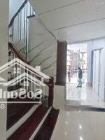 Bán Nhà Ngõ 2 Ô Tô Tránh, Nhà Đẹp Ở Ngay. Có Thể Thiết Kế Thêm Thang Máy. Hai Thoáng Trước Sau