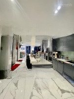 Biệt Thự Đẳng Cấp Doanh Nhân Hồ Văn Huê 6 Tầng Ngang 7M 120M2 Tặng Nt Cao Cấp 35.5 Tỷ. 0902675790