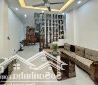 Bán Nhà Nguyễn Văn Cừ, Gia Thuỵ, Ngõ Thông Ô Tô 7 Chỗ Qua Nhà, Cách Ô Tô Dừng Đỗ 30M, Nhà Dân Xây