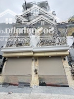 Bán Nhà Kiểu Dáng Biệt Thự 3 Phòng Ngủ 3 Vệ Sinh 40M2 Tại Đức Giang, Long Biên, 10,4 Tỷ