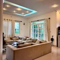 BDS HVL Cho thuê villa sân vườn, hồ bơi, 2 mặt tiền khu compound đường Nguyễn Văn Hưởng, phường Thảo Điền, Quận 2.