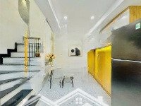 Bán Gấp Nhà Riêngdiện Tích42M2, Giá Bán 2 Tỷ 450 Triệu Nguyễn Thiện Thuật, Phường 1, Quận 3. Sẵn Shr