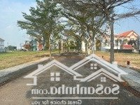 Chuyển Nhượng Lô Cuối Liền Kề Công Viên, Ngang 8M Tài Chính 700 Triệu Công Chứng Luôn "Sổ Hồng Riêng