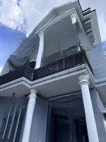 Cho Thuê Nhà Nguyên Căn Đường Xe Tải Gần Công Viên Lê T. Riêng (Cv. Thỏ Trắng)