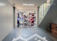 Bán Nhà Mặt Phố Đê La Thành Kinh Doanh Nở Hậu