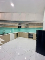 Hàng Hiếm Tại Oriental Plaza, Cho Thuê 11,5 Triệu, 78M2, 2 Phòng Ngủ 2 Vệ Sinh View Âu Cơ, 0902909450 - Phương