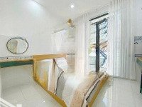 Bán Nhàhẽm Xe Hơihuỳnh Văn Bánh P13 Quận Phú Nhuận Hđt 70 Triệu Dt: 7 X 16M Kc: 6 Lầu-Thang Máy. Giá Bán 21.5Ty