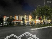 Biệt Thự Ngoại Giao Đoàn Cần Bán, Vị Trí Siêu Đẹp