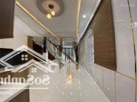 Chỉ Với 1 Tỷ 670 Triệu Bạn Đã Sỡ Hữu Ngay Căn Nhà Đường Nguyễn Trung Trực, 3 Lầu Có Sẵn Tất Cả!!!