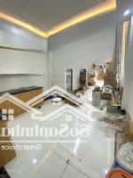 Hơn 3 Tỷdiện Tích53M2 Nhà Tô Đỗ Cửa Viu Nhìn Sang Sân Bóng Trường Đại Học, Dân Xây Dựng Độc Lập