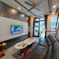 Nhà 3 tầng đẹp đường Vạn Kiếp, DT đất 88m ngang 4m5, nội thất và thiết kế hiện đại