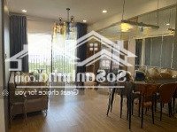 Bán Gấp Cc 3 Phòng Ngủ 89M2 Chỉ 6,35 Tỷ Tại The Sun Avenue, Q2, Hcm Hot!