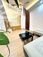 Giảm Chào 400 Triệu. Bán Nhà Phố Khâm Thiên- Ô Tô Đỗ Cửa,Diện Tích38M ,5 Tầng, Giá Nhỉnh 7Tỷ