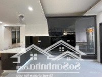 Bán 161M2 3Pn 4 Vệ Sinhntcb Đã Thiết Kế Lại 3,6 Tỷ Giá Tốt Tại Đức Khải Quận 7 Alo Em Xem Nhà 0833393394