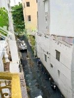 Gấp Bán! Nhà Hẻm 4M, 3 Lầu, Ngay Hoàng Hoa Thám,Diện Tích44M2 (4M X 11M), Giá Bán 5 Tỷ Tl