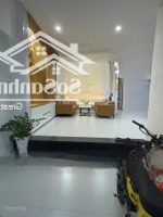 Chính Chủ Bán Nhà 2 Tầng Đường Hoàng Diệu, Quận Hải Châu 83M2, Ngang 8M Ôtô Đậu Trước Nhà Qua Đêm.