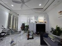 Chủ Cần Bán Nhà Gần Như Mới Hoàn Toàn
