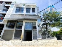 Cách Quận 7 Chỉ 300M Sở Hữu Ngay Nhà Phố Góc 2 Mặt Tiền Hiện Đại Sang Trọng - Giá Bán 10.5 Tỷ, 7X11M