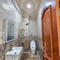 Biệt thự 5,5 x 55 thổ cư 140m2,thiết kế 1 trệt + 3 lầu + 1 tum.P.lái thiêu.Tp.Thuận An.Bình Dương.