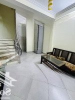 Cho Thuê Nhà Võng Thị, Tây Hồ, Hà Nội. Cách Hồ Tây Chỉ 100M Giá 12 Triệu/Th