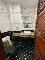Cho Thuê Nhà Riêng 5 Tầng- Diện Tích 80M- Có 6 Phòng Ngủ- Ngõ 310 Nghi Tàm- Tây Hồ