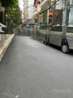 Thật Chỉ 22 Triệu Nhà 2 Lầu 4X14M. Mặt Tiền Hoa Đào P. 2 Phú Nhuận