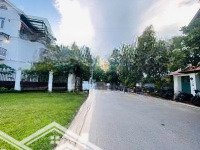 Hot! Bán Gấp Lô Đất Compound Nguyễn Văn Hưởng - Thảo Điền - Q2.Diện Tích320M2 (16X20M) Giá Chỉ 150 Triệu/M2