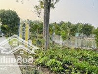Cực Hót - Sở Hữu Ngay Biệt Thự View Sông Cực Đẹp Giá Bán 30 Tỷ (Có Thương Lượng).Diện Tích160M 1 Trệt 2 Lầu