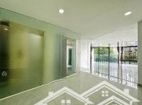 Tòa Nhà Văn Phòng - Cho Thuê Tầng 2 - 7X12M Sàn, Có Thang Máy, Hầm Xe Chỉ 11 Tr/Th - Kđt Vạn Phúc