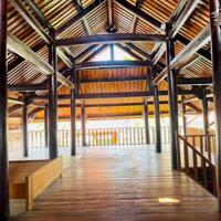 Bán villa gỗ hồ bơi .... Nha trang chỉ 18,5 tỷ