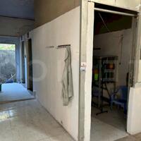 Cho thuê kho xưởng bãi 715m² kho xây dựng 585m² mặt tiền đường Quốc Lộ 91 Lê Hồng Phong, P. Trà An, Q. Bình Thuỷ, TP. Cần Thơ, lộ Container, có sẵn cẩu trục